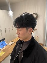 ルッツ(Lutz. hair design)&nbsp;2/12センターパート/メンズカット