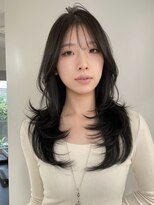 トイ(TOI)&nbsp;韓国風ハッシュカット/顔まわりレイヤー/ナチュラルブラック