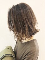 アイティーバイアルバム 八王子店(IT by ALBUM)&nbsp;切りっぱなしボブ_くびれミディイヤリングカラー_ba262271