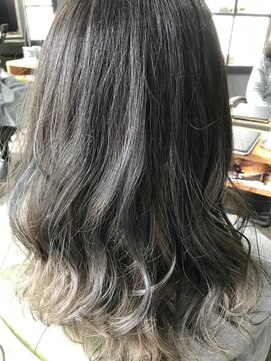 ロアークヘアー(LOARK HAIR) 【LOARK】＃グラデーションカラー＃グレーアッシュ