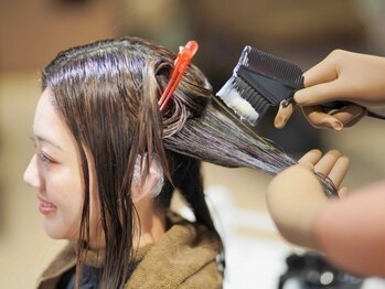 ロータスヘア(Lotus hair)の写真/イノアカラー導入☆おしゃれ染めも白髪染めもダメージレスで艶感と奥深い透明感を。