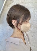 耳掛けも可愛い丸みショート♪