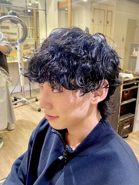 ネオリーブ チロル 横浜西口店(Neolive CiroL.) メンズ☆ウルフパーマ【seira】