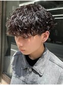 スペインカールスパイラルパーマツイストパーマフェード短髪
