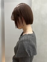 レジーロ (Regilo) 切りっぱなしボブ/ミニボブ/ぱっつん前髪/ベージュ