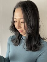 グレージュ×ミディアム