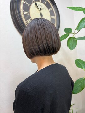 アルベリー ヘアーアンドスパ 浜松上島店(ALBELY hair&spa) ふんわりボブのツヤサラ縮毛矯正