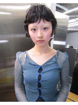 コードプラスリム(CODE+LIM) ショートカット/ピクシーカット/レイヤーカット