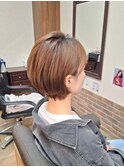 ショートボブ
