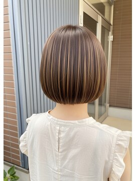 マニッシュ(Mannish) 大人可愛いブラウン丸みボブ小顔ボブ