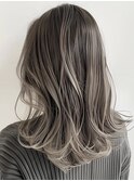 デザインカラーレイヤーカットウェットヘアオリーブベージュ白髪