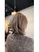 ルポル 大通店(rupolu)&nbsp;白髪率高めな方にオススメ・ミディアムレイヤー