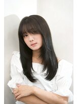 シアバイルーシー(SIA by LUCEY)&nbsp;暖色カラーブリーチなしピンクボルドーカラーレイヤーカット赤髪