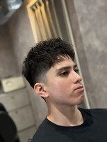 メグロバーバーショップロッポンギ 目黒六(MEGURO BARBER SHOP 6PPONGI) フレンチクロップ/テーパーフェード