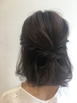 ネオリーブギンザ 銀座店(Neolive GINZA) ツイストハーフアップ ボブ