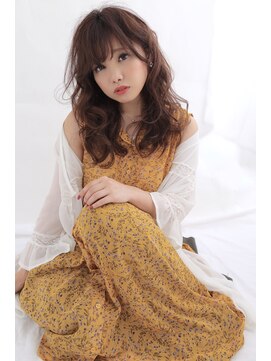 イソラブル(ISOLA-blu) 【ふんわり可愛い】大人カールロング×モカベージュ