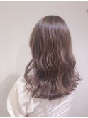 透明感あふれるヌーディーカラー×ゆる巻きロング@30代40代50代