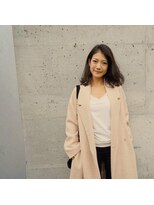 メゾンe.m.a(MAISON e.m.a)&nbsp;幅広い世代から絶大な支持!!大人可愛いミディアムレイヤー
