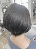 ダークシルバーグレーショートボブ