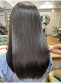 ドライヤーで乾かしただけでサラ艶にまとまる酸性縮毛矯正