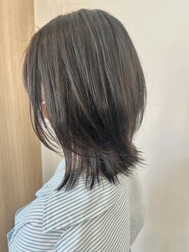 カナリーバイマカロア(CANARY by Makaloa) ミディアムレイヤー　　20代30代40代