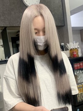 ロウル 渋谷(LOWRL) TWICEチェヨンちゃん風デザインカラー/ホワイトシルバー