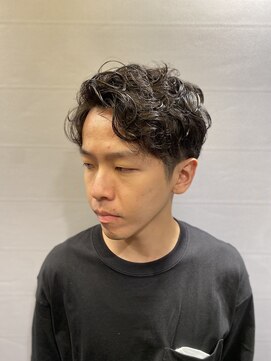 ヒロギンザ 新橋店(HIRO GINZA) 髪を遊ばせたい人向け《ツーブロック＋おしゃれパーマ》