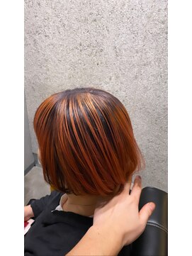 ビー(bee) シャドウルーツ（オレンジ）