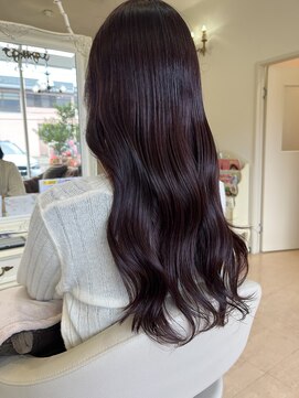 リラックスビューティーサロン グロー(GLOW) ワインレッドカラー