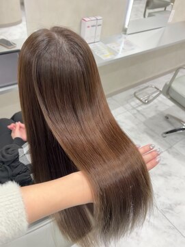 キング(K!ng) 縮毛矯正髪質改善ハイライトレイヤーカット楠葉美容室エクステ