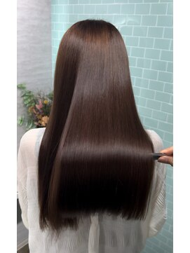 アミューズ(amuse) 関内徒歩1分で叶える美髪/髪質改善/酸性ストレート/縮毛矯正