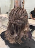 簡単ヘアアレンジ　ハーフアップスタイル
