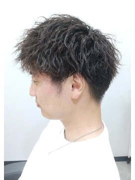 夜髪 来たれ硬毛さん。チリチリ感強めのツイストスパイラル