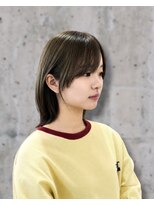 カットワークススリックバイフェローズ(CUT WORKS SLICK by fellows)&nbsp;赤みを抑えて軽やかに見せる艶レイヤースタイル