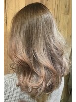 トムキャット(TOM CAT)&nbsp;【新宿TOMCAT】グレイジュハイライトグラデーション