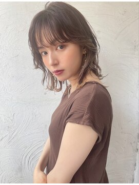 ロイジー(roijir) 表参道 roijir インナーカラー×くびれヘア