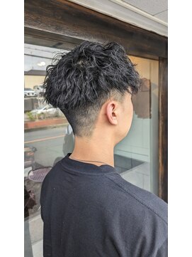 ソラーナ(SOLANA) ツイストスパイラルパーマ フェード