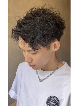 ルーム(.room.) ソフトツイストパーマ