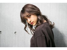 ハイライトで透明感あるヘアに♪［インナーカラー/ショート/ブリーチ/ボブ/縮毛矯正/ハイライト］