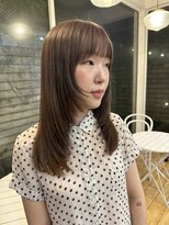 ガーランド (Garland) 柔らかベージュカラー