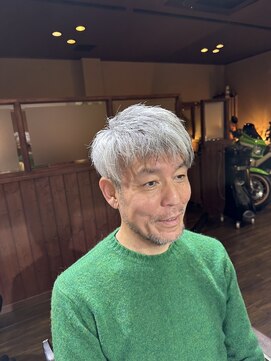 カットスペース キャロル(CUT SPACE CAROL) ツーブロック