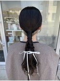 ツイン三つ編みタイトアレンジ
