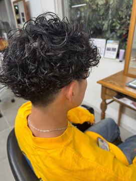 O ツイストスパイラルパーマショートレイヤマッシュボブ