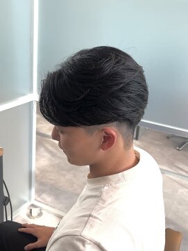 ジーナ 天神(Zina) 【Zina】メンズ/韓国/センターパート/縮毛矯正/福岡/天神/大名