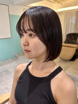 シーク(seak) 劇的イメチェン♪バッサリ美しい bobスタイル!