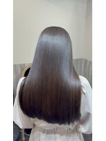 カルミアブラン(Kalmia blanc)&nbsp;艶とまとまりを叶える美髪ストレート