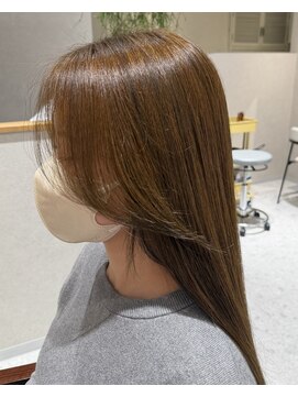 ラベストオイケ(LOVEST OIKE) 顔周りレイヤー × 明るめオリーブベージュ