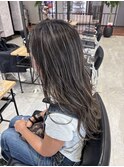 ハイライト脱白髪染めくびれ外国人レイヤー艶髪ロングボブ