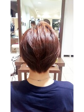 ネオリーブチノ 登戸店(Neolive cino) neolive cino   前下がりショートレイヤースタイル☆