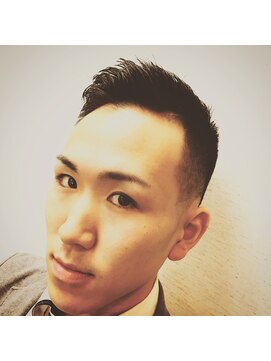 ヘア アンド リラクゼーション ルアナ(Hair&relaxation luana) ビジネスシーンのフェードスタイル